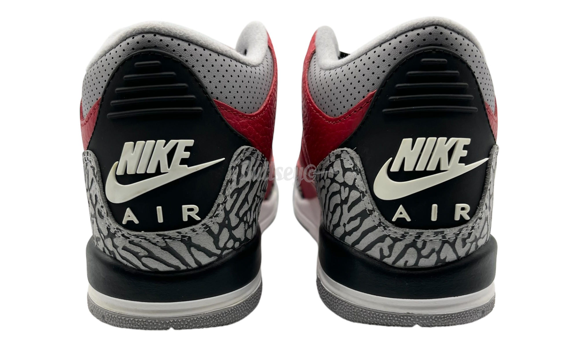 Air Jordan 3 Retro "Red Cement/Unite" (Preowned)