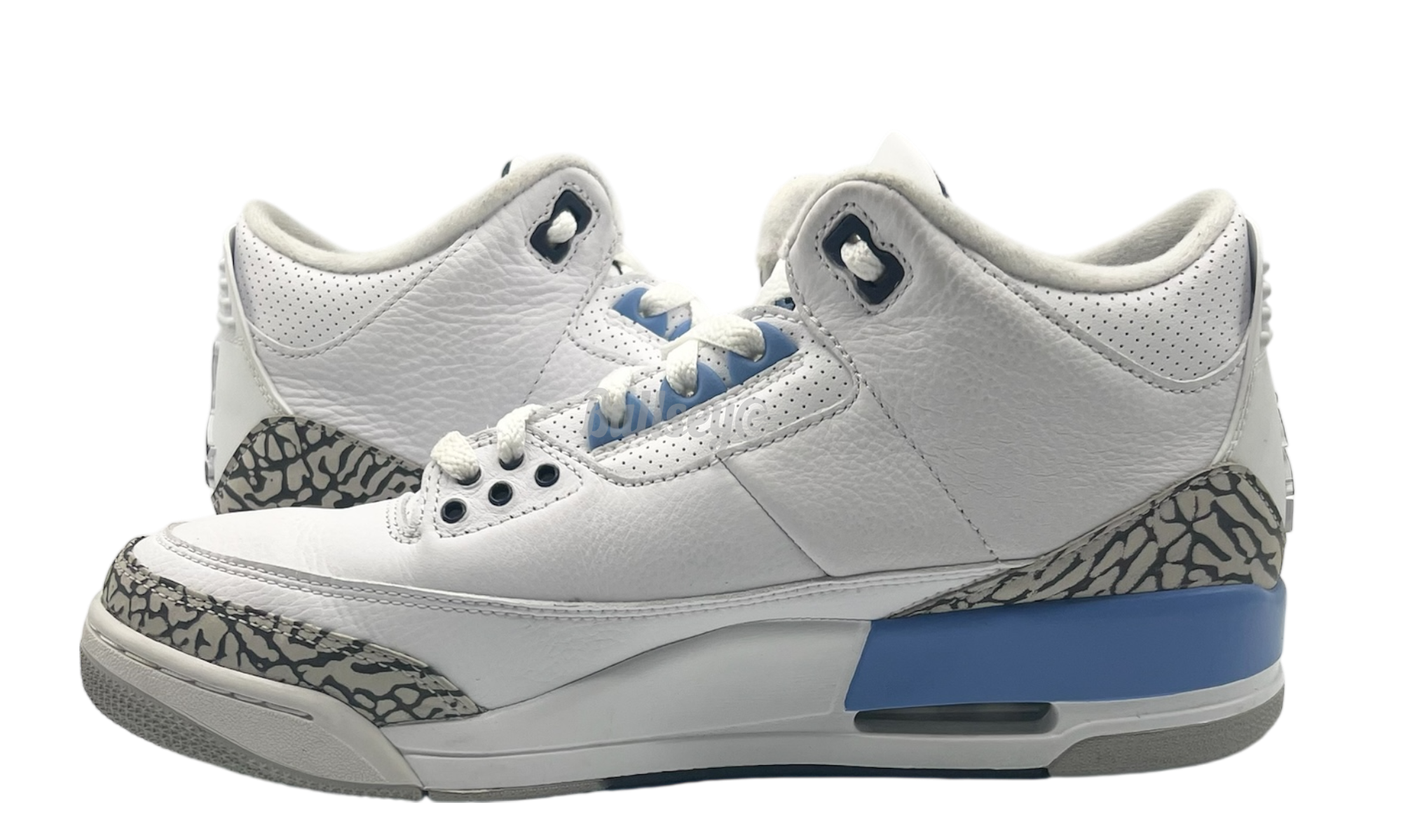 Air Jordan 3 Retro "UNC" (PreOwned)