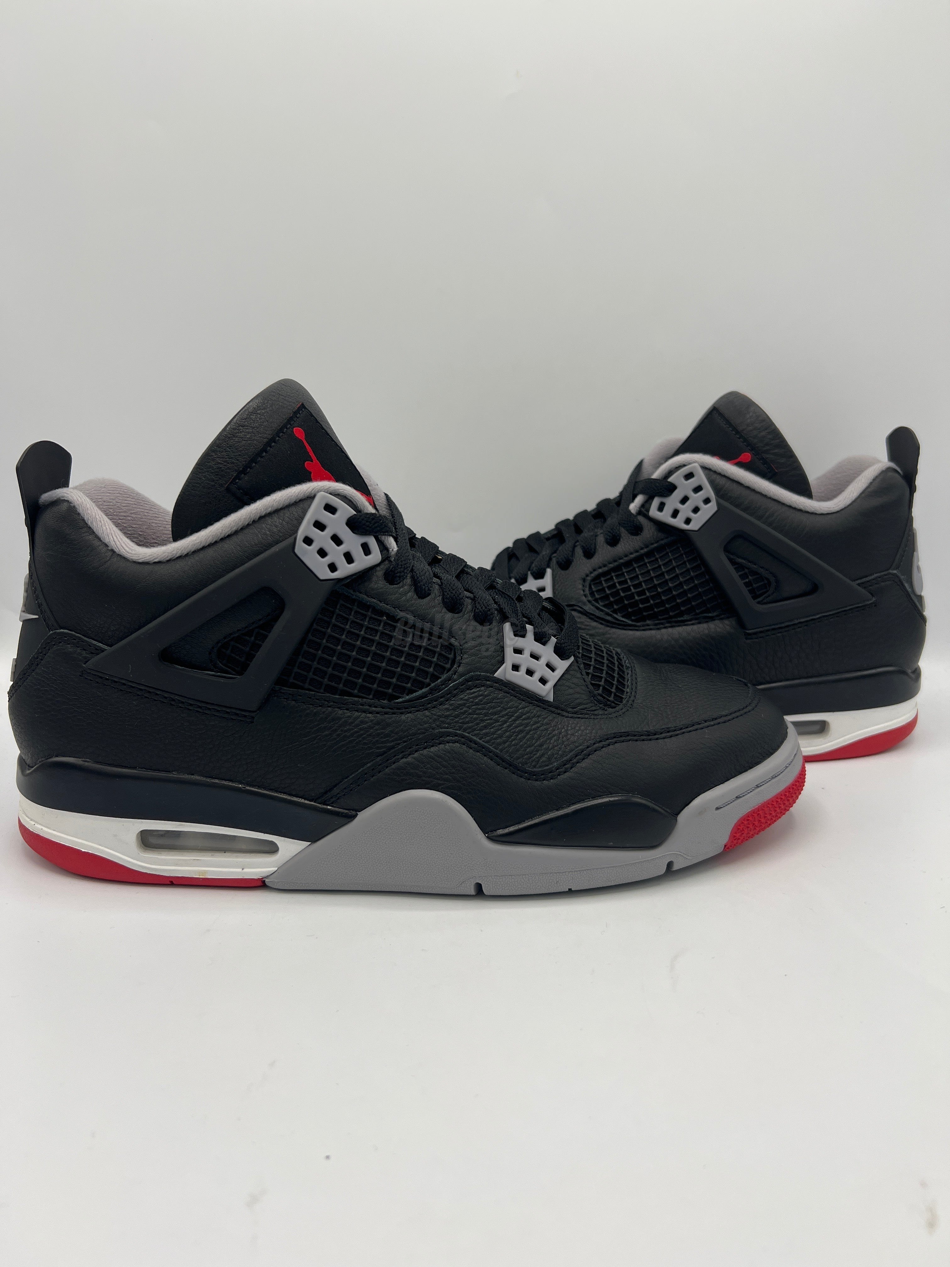 Air Jordan 4 Retro "Bred Reimagined" (PreOwned)