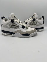 Air Jordan 4 Retro "Military Black" (PreOwned)