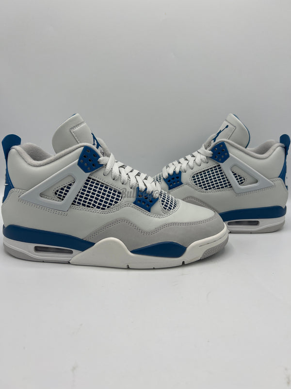 Air Jordan 4 Retro "Military Blue" (2024) (PreOwned)