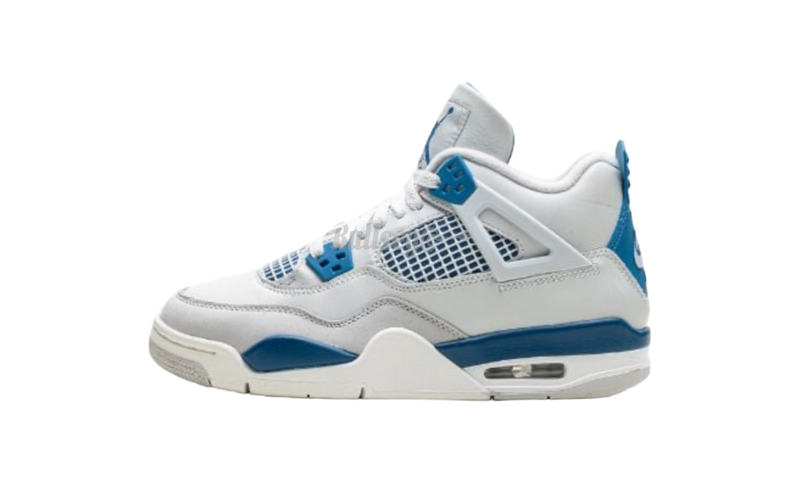 Air Jordan 4 Retro "Military Blue" (2024)-and MJ himself check out these not-for-sale Jordans below