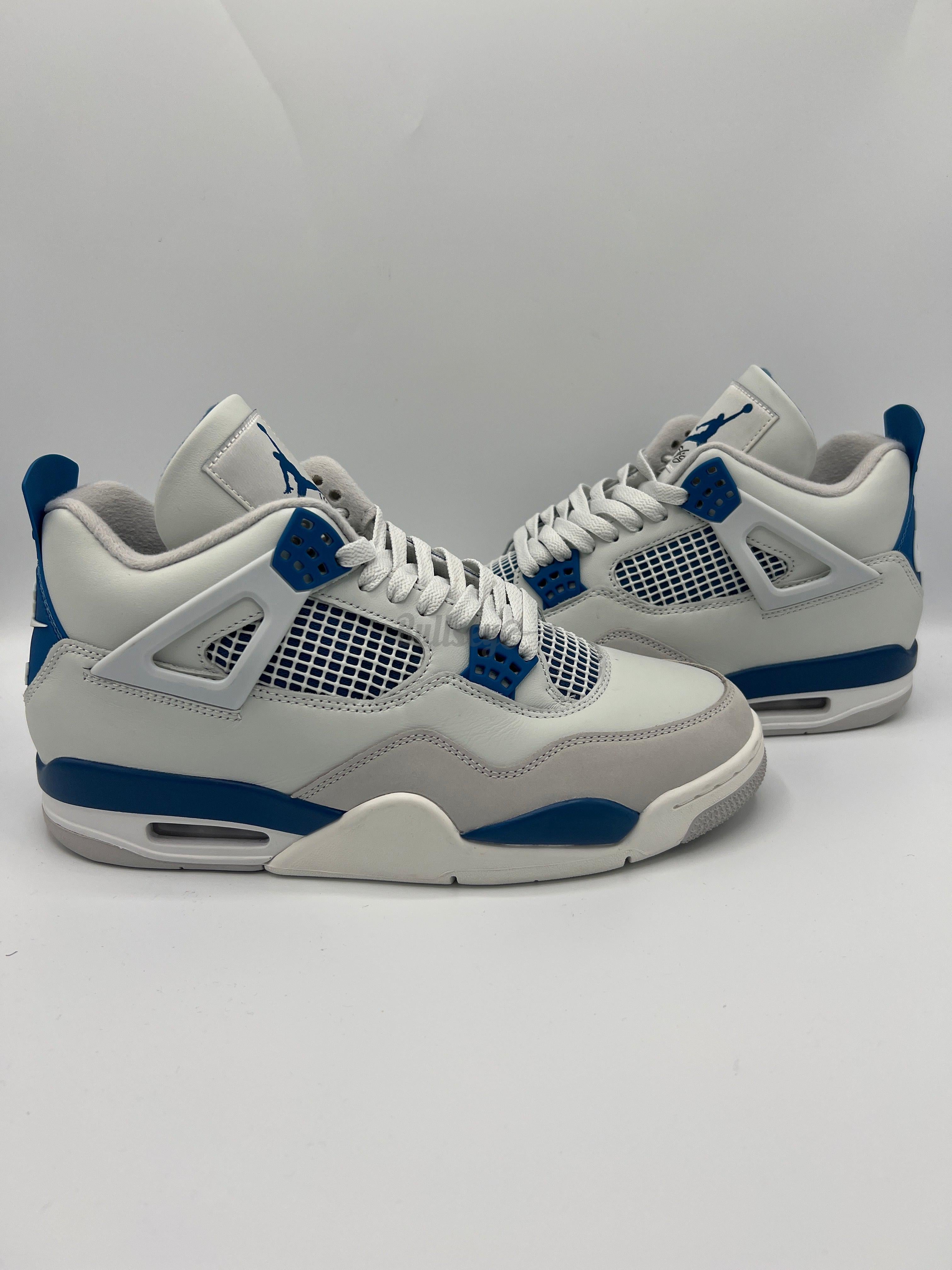 Air Jordan 4 Retro "Military Blue" (PreOwned)