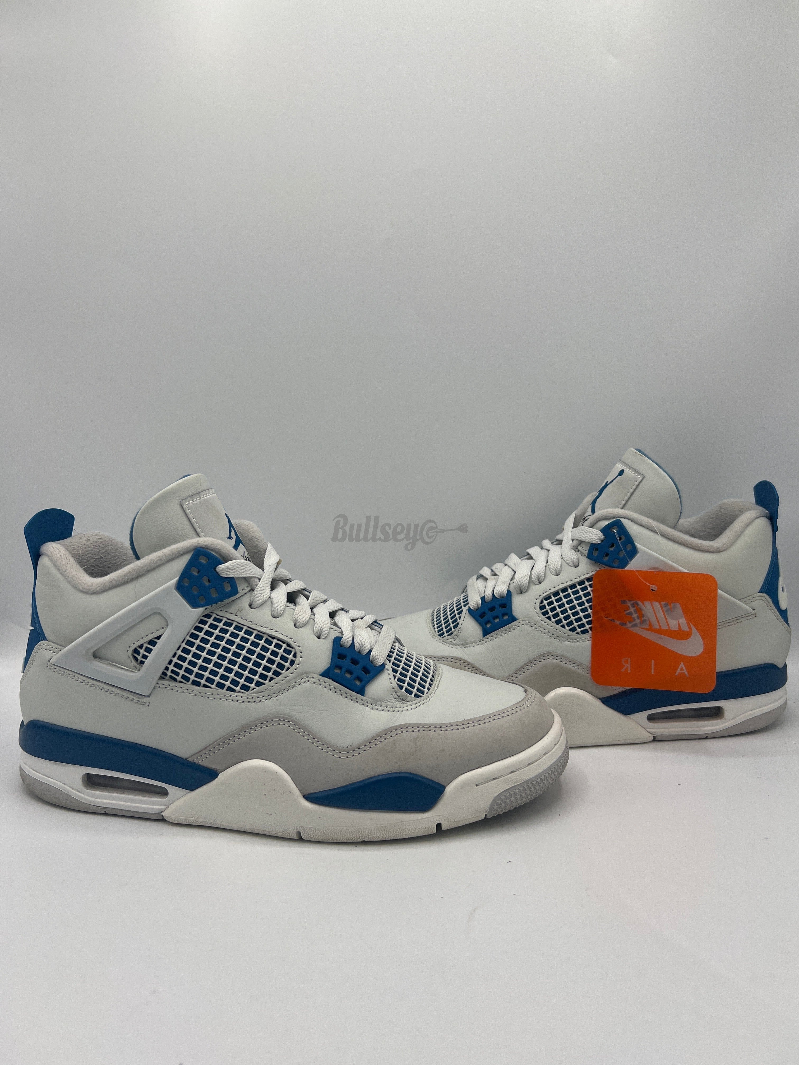 Air Jordan 4 Retro "Military Blue" (PreOwned)