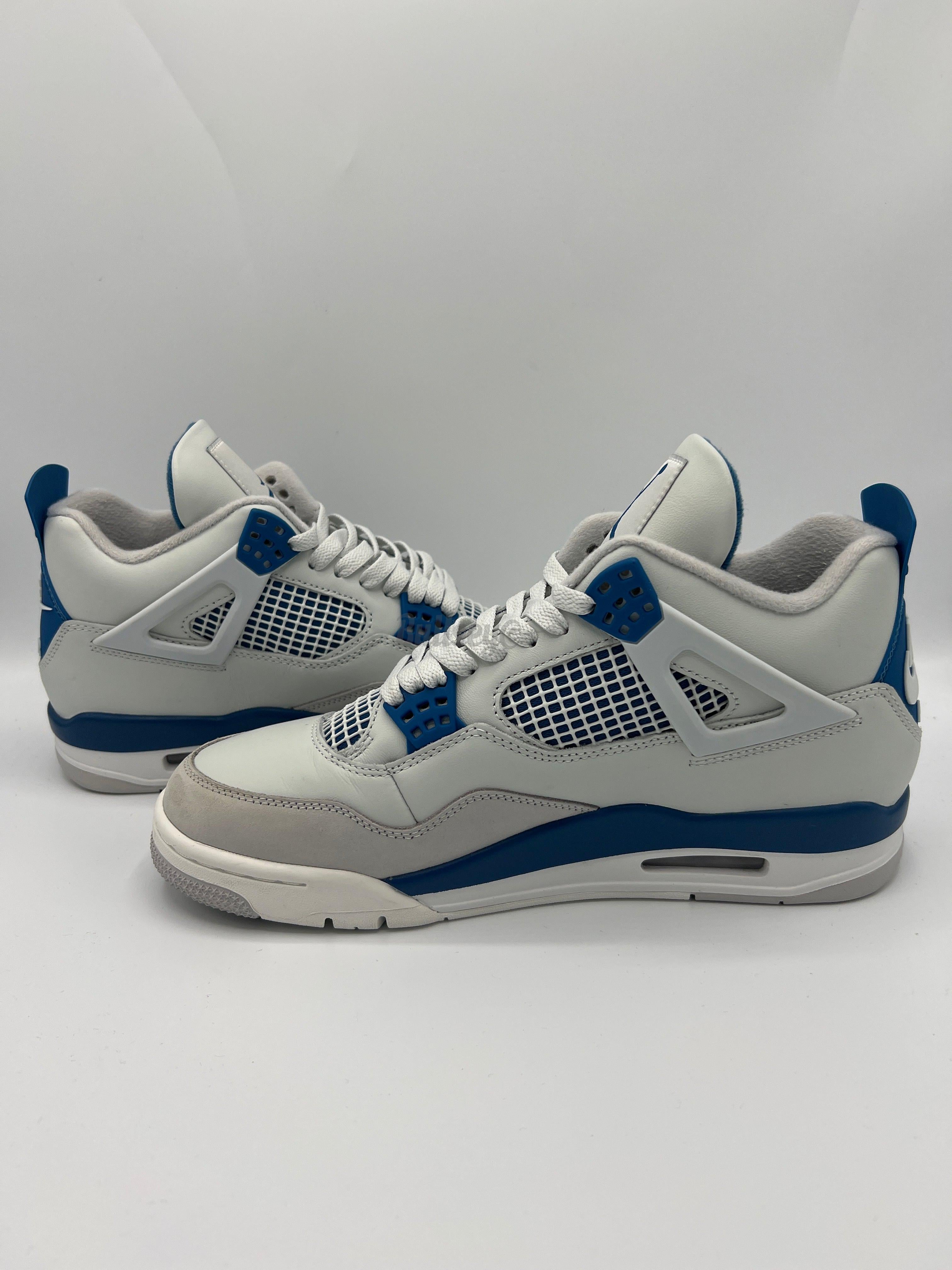 Air Jordan 4 Retro "Military Blue" (PreOwned)