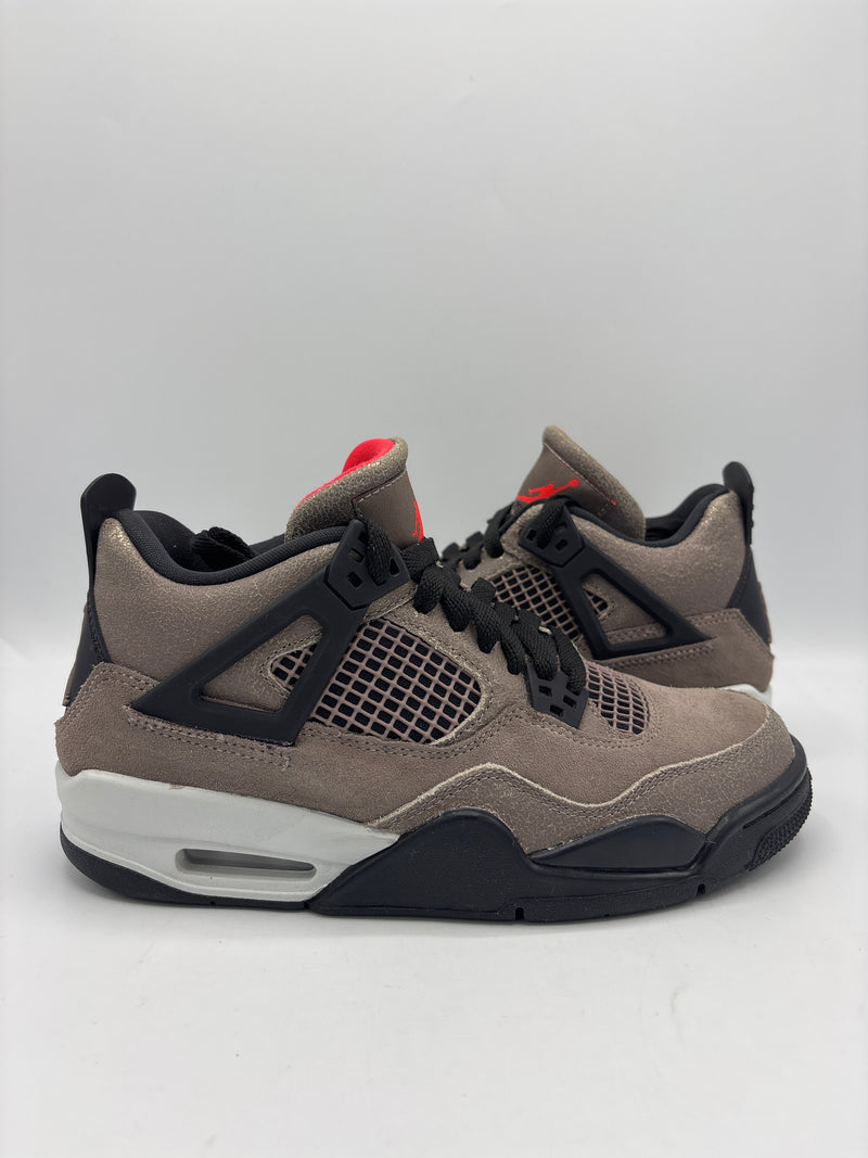 Air Jordan 4 Retro "Taupe Haze" GS (PreOwned)