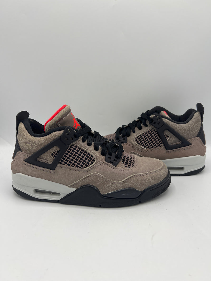 Air Jordan 4 Retro "Taupe Haze" GS (PreOwned) (No Box)