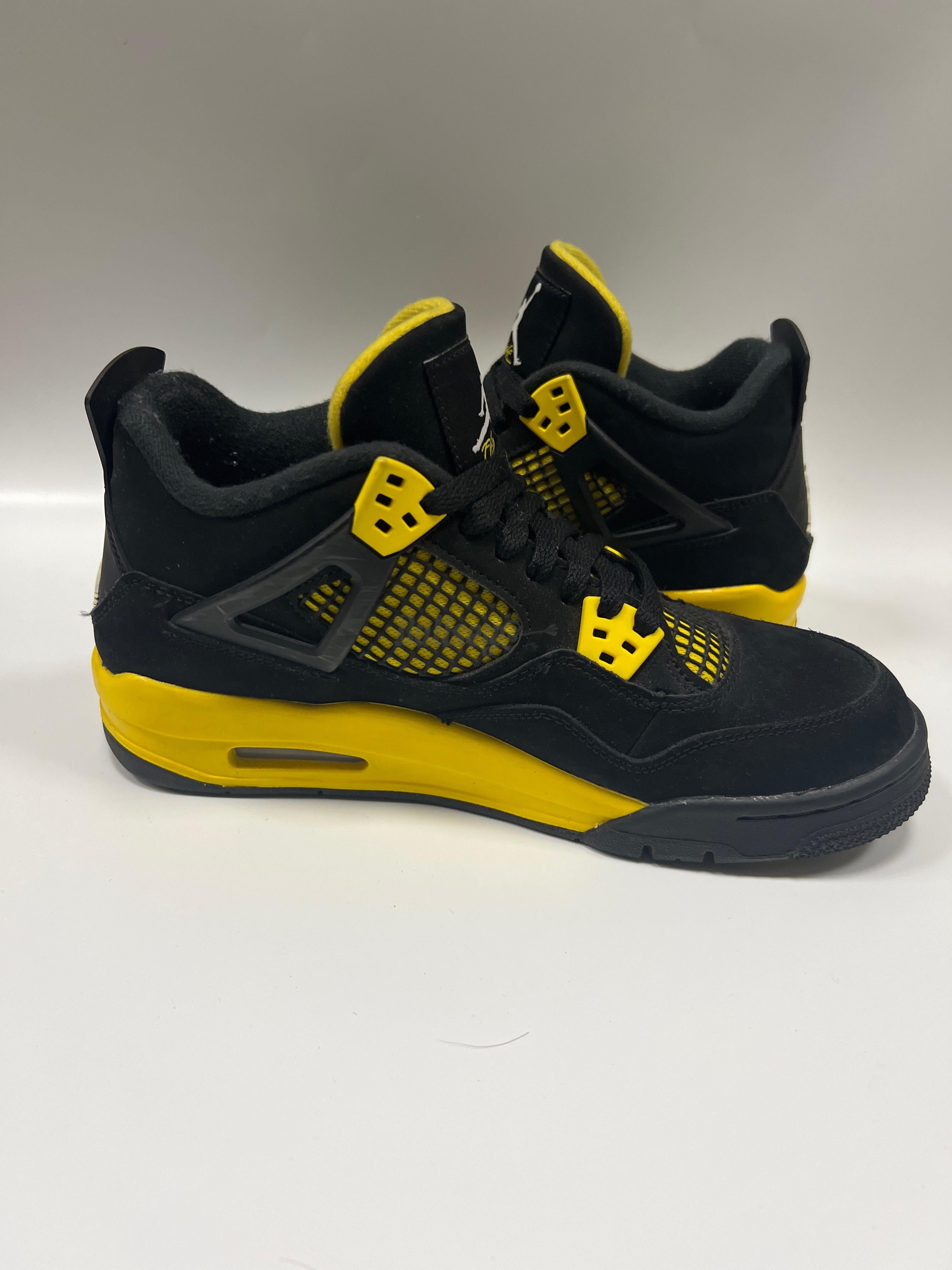 Air Jordan 4 Retro "Thunder" GS (2023) (PreOwned)