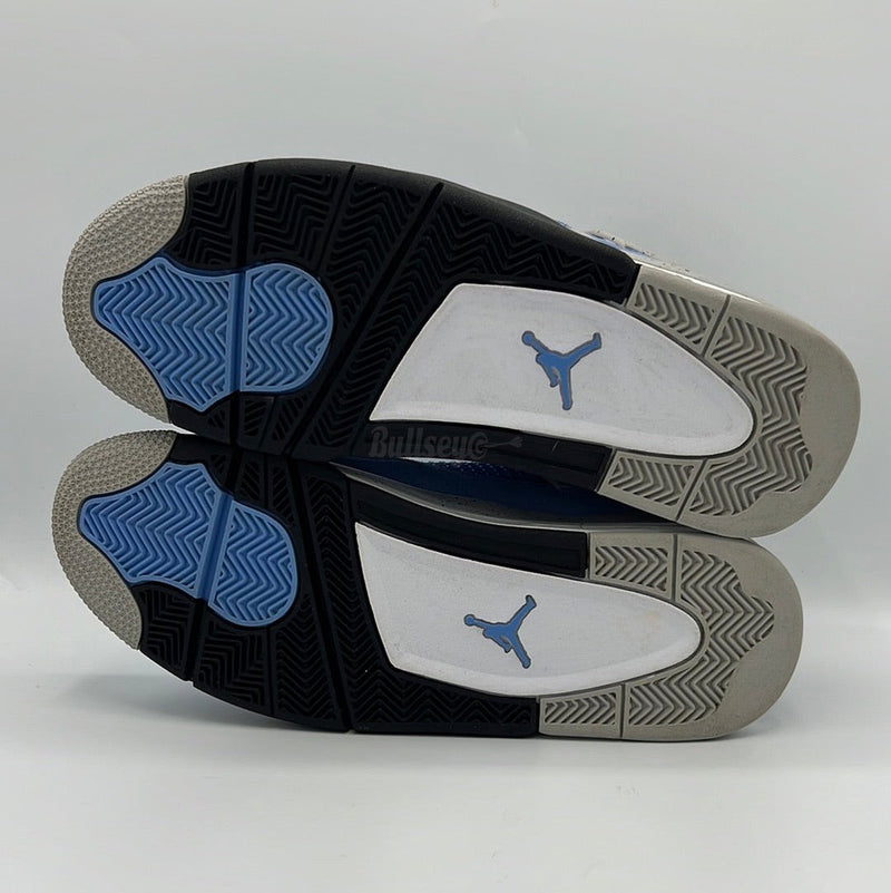 Air Jordan 4 Retro "University Blue" (PreOwned)