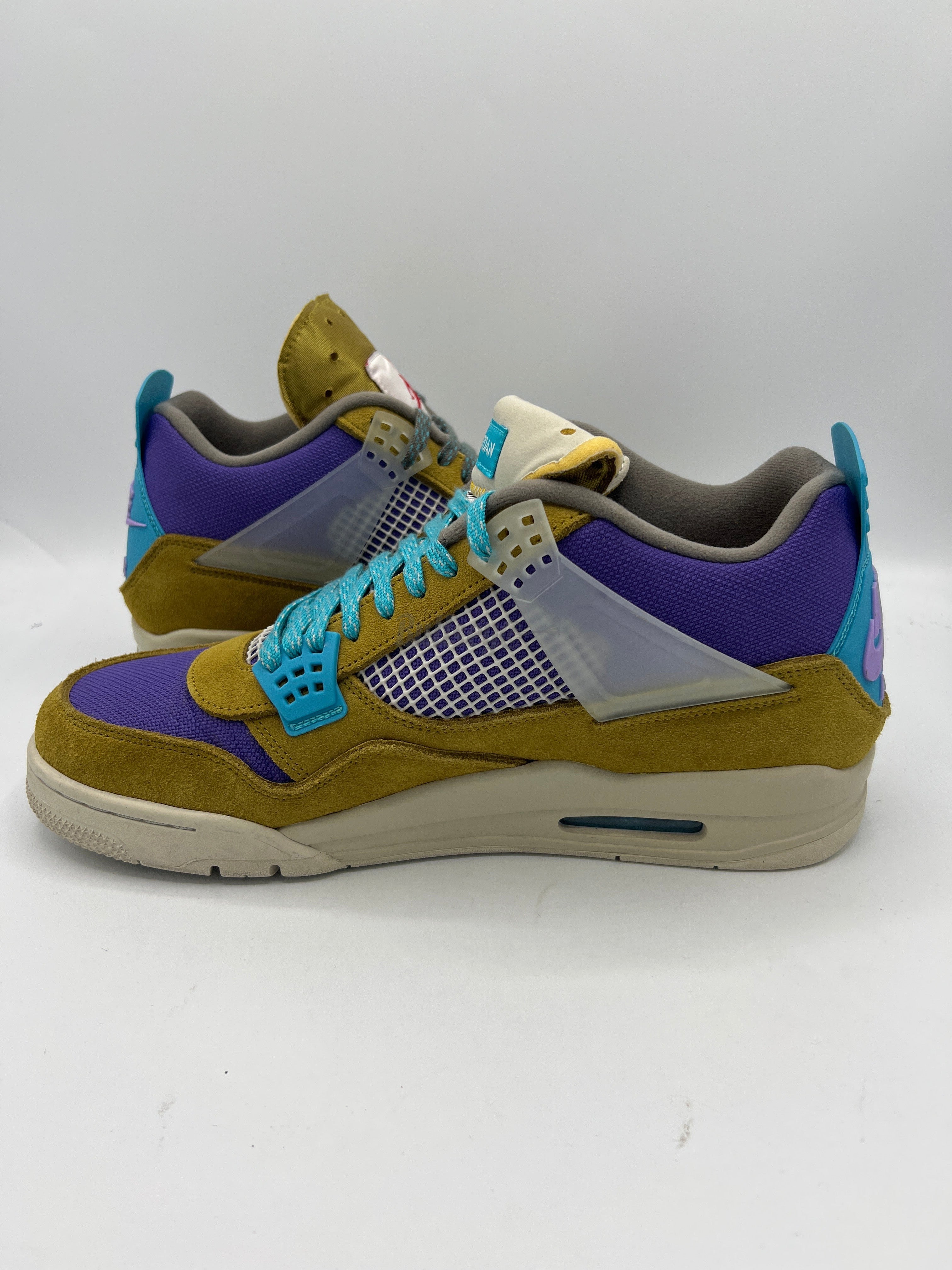 Air Jordan 4 Retro x Union LA "Desert Moss" (PreOwned)