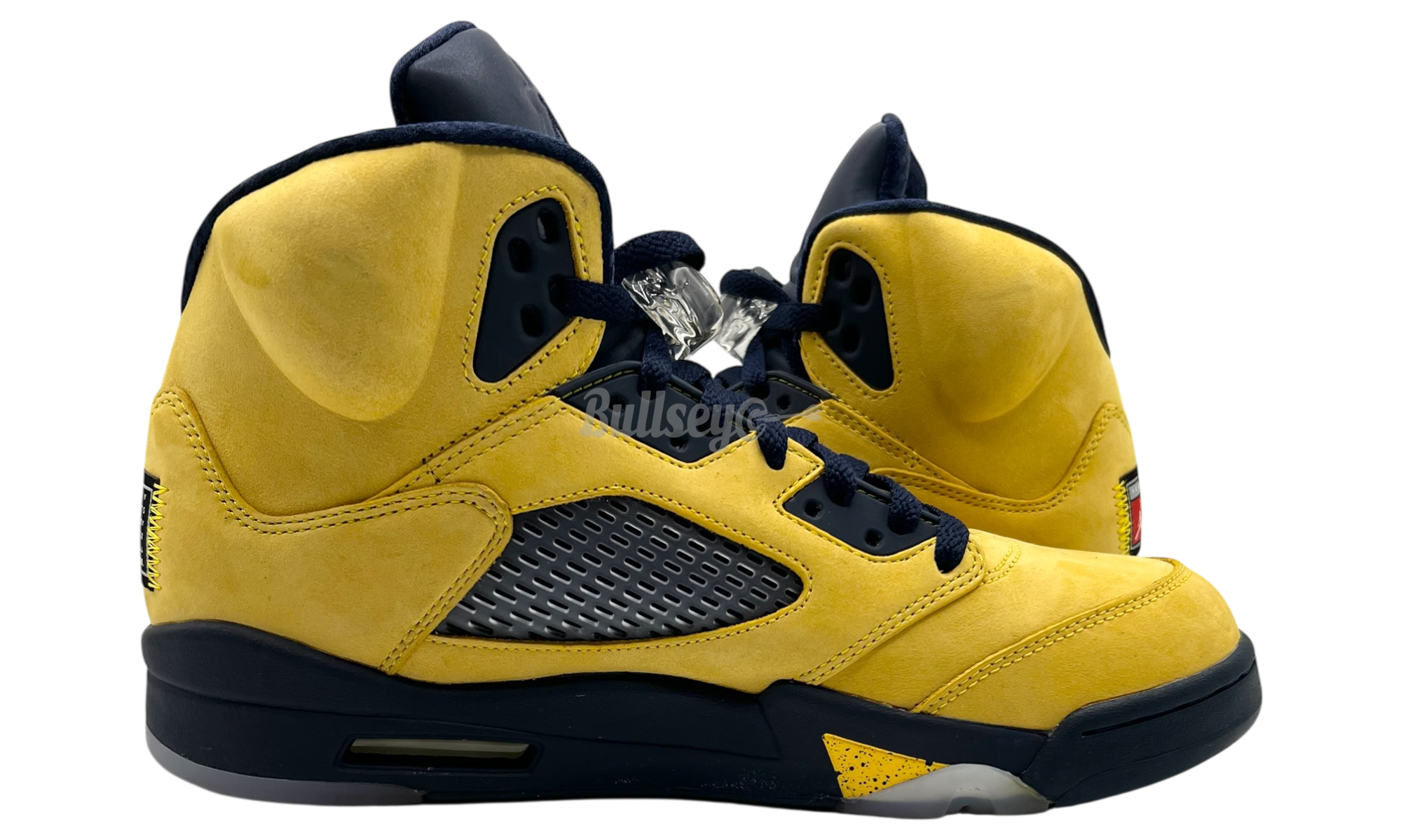Air Jordan 5 Retro "Michigan" (PreOwned)