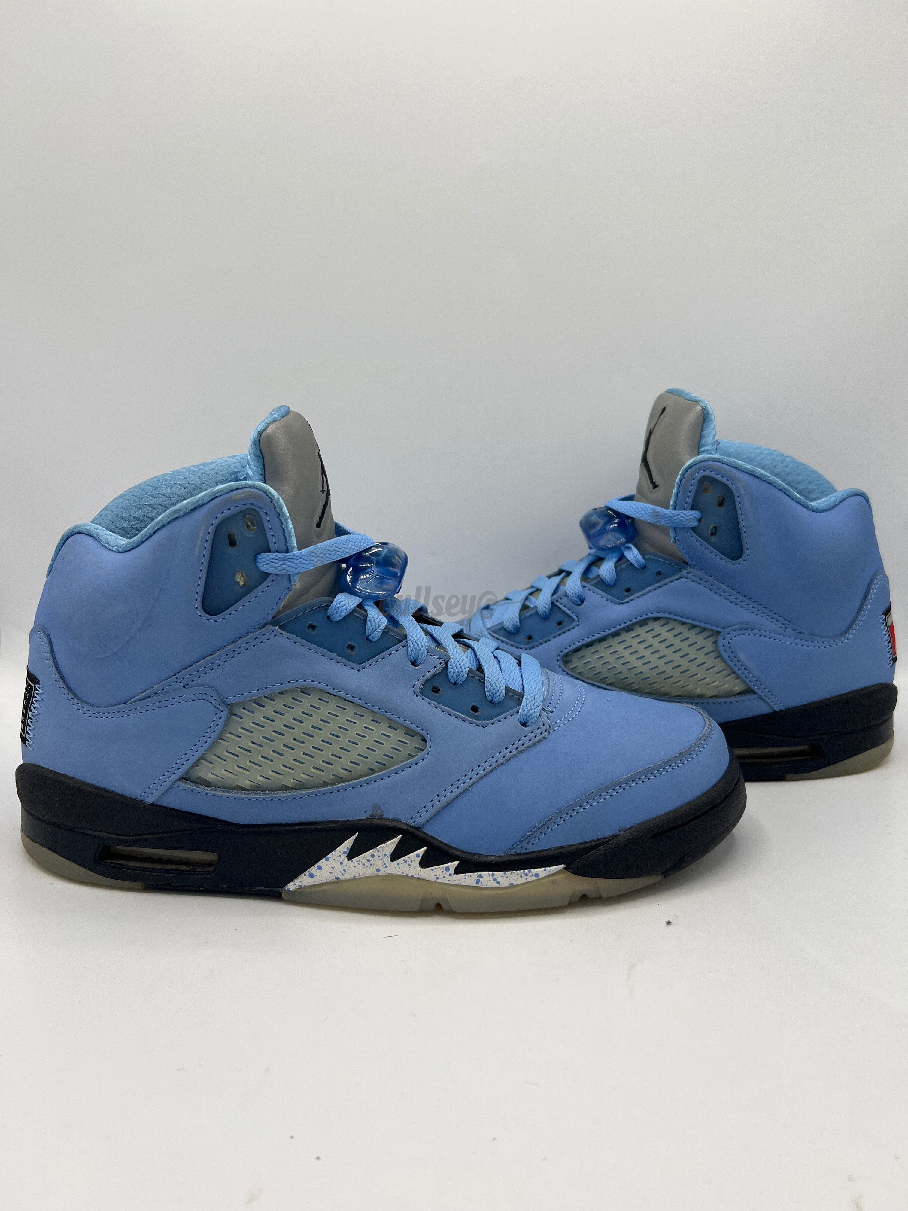 Air Jordan 5 Retro "UNC University Blue" (PreOwned)