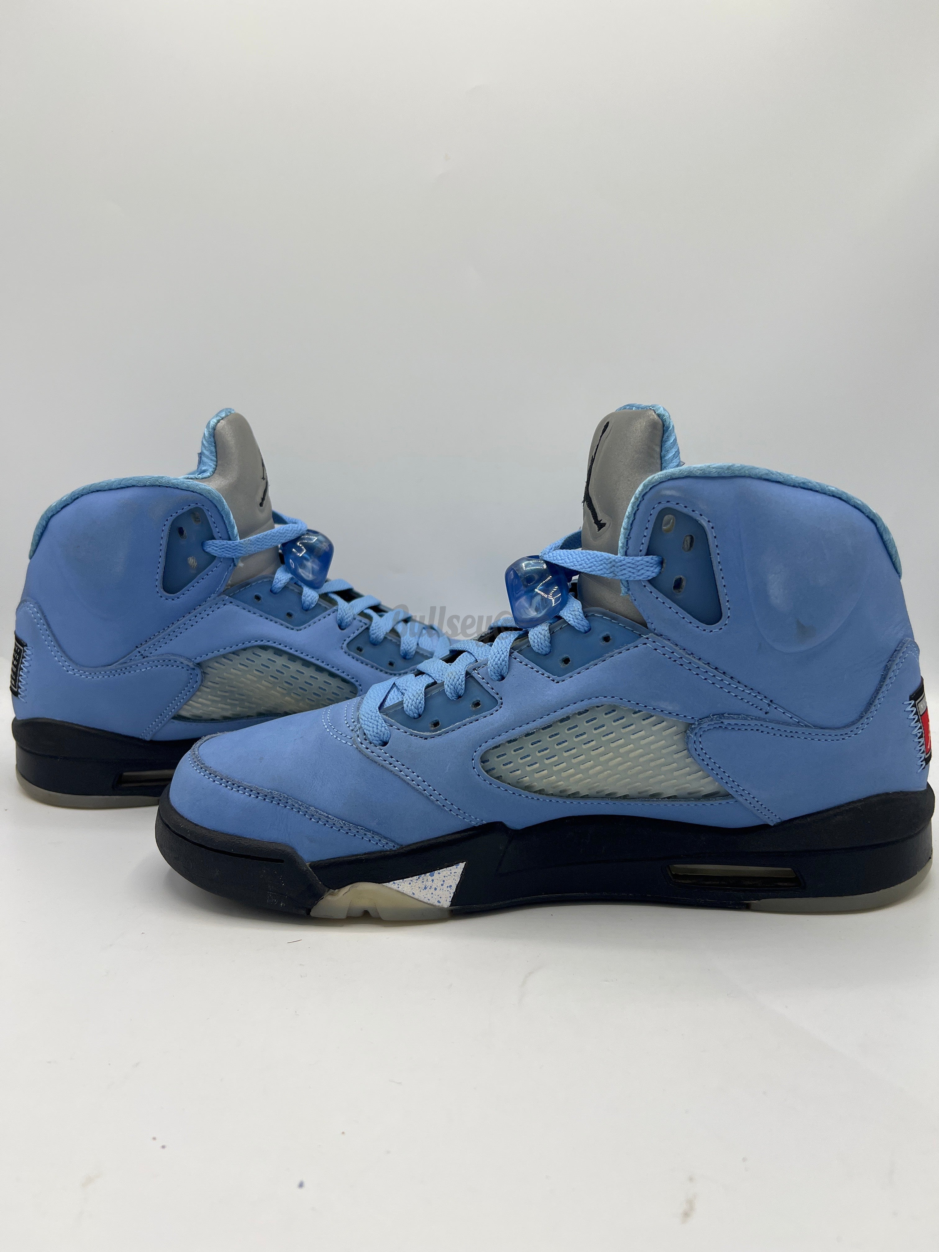 Air Jordan 5 Retro "UNC University Blue" (PreOwned)