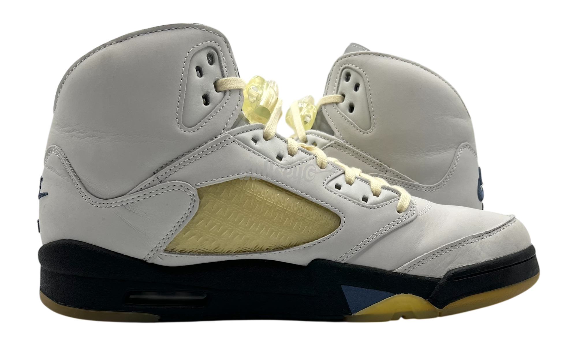 Air Jordan 5 Retro x A Ma Maniere "Dawn" (PreOwned)
