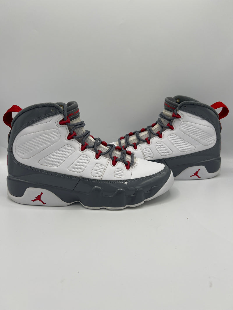 Air Jordan 9 Retro "Fire Red" (PreOwned) (No Box)