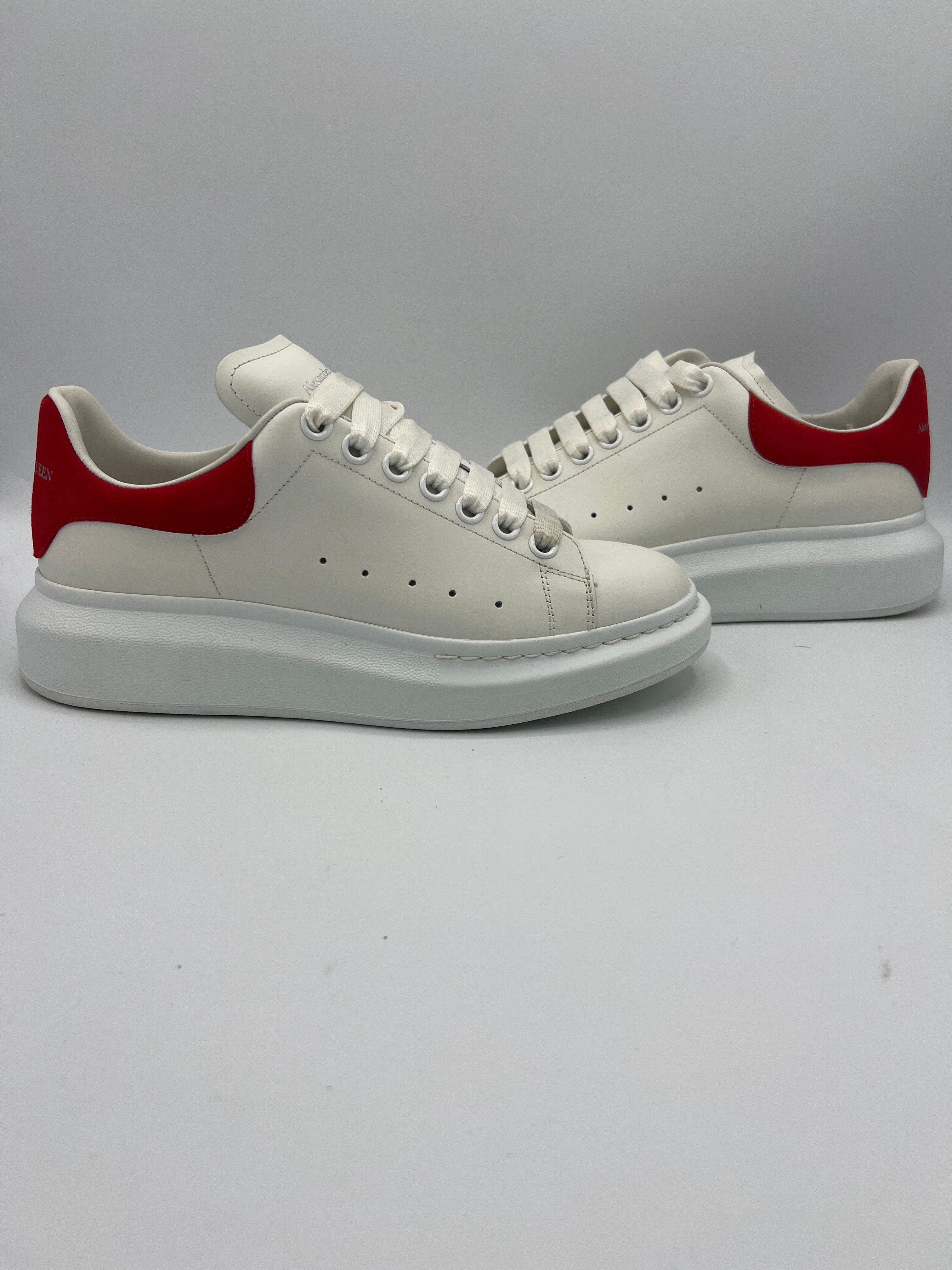 Alexander McQueen Oversized Sneaker "White Lust Red" (PreOwned)