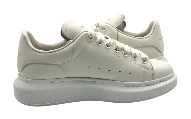 Alexander McQueen Oversized "Triple White" (PreOwned)