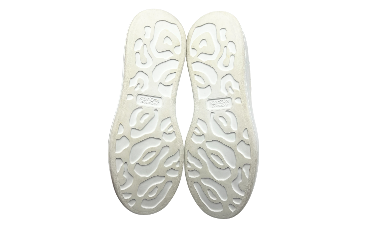 Alexander McQueen Oversized "Triple White" (PreOwned)