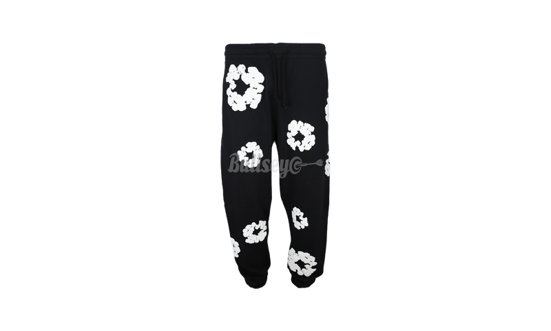 Denim Tears The Cotton Wreath Sweatpants Black-in thigh-high white boots