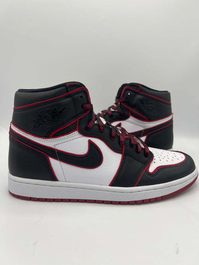 Air Jordan 1 Retro "Bloodline" (PreOwned)