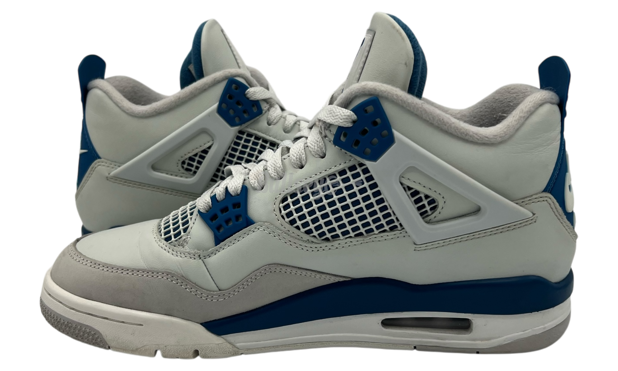 Air Jordan 4 Retro "Military Blue" (PreOwned)