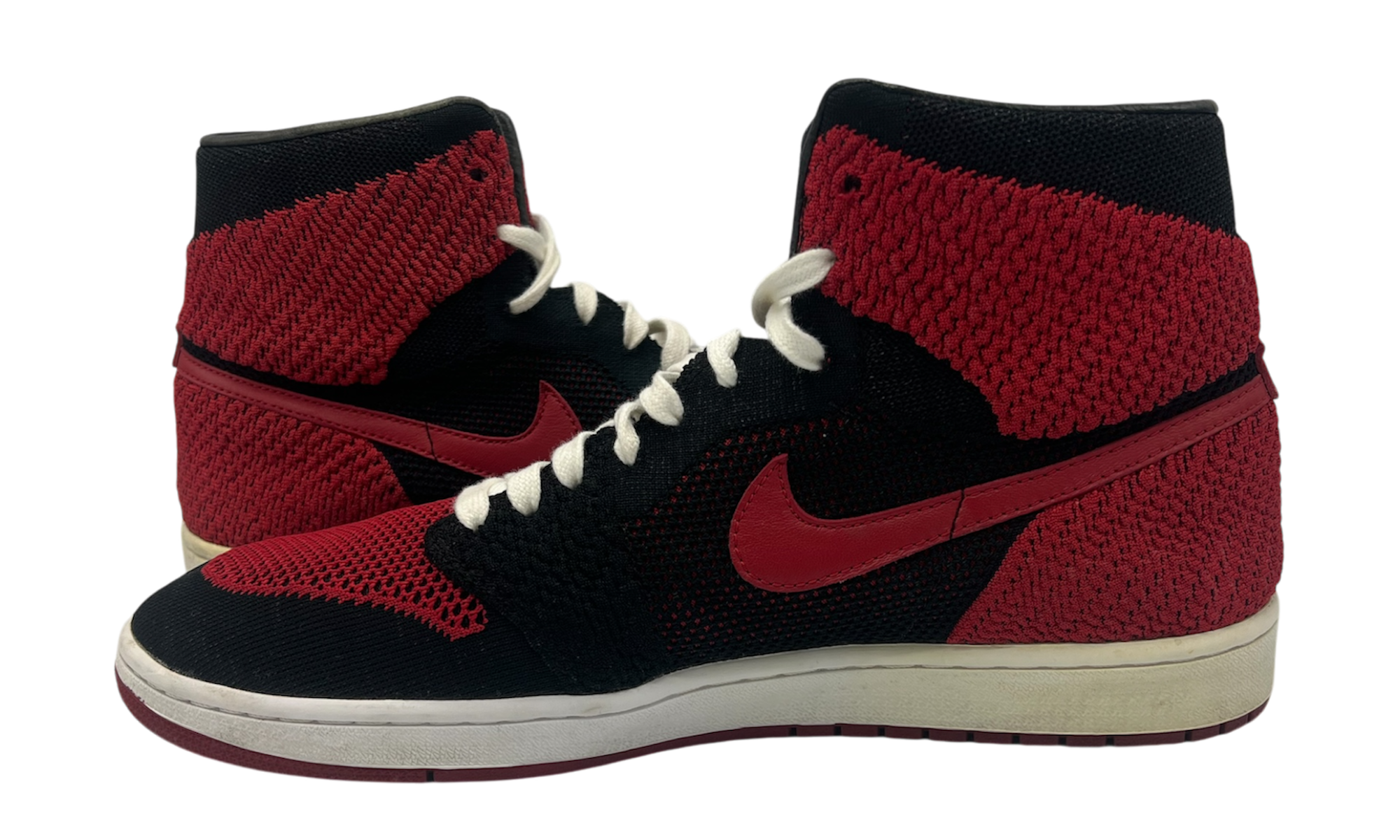 Air Jordan 1 Retro Flyknit "Bred" (PrOwned)