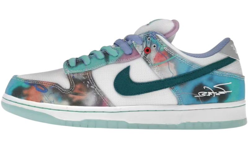 Nike SB Dunk Low "Futura Laboratories Bleached Aqua" (PreOwned)-Bullseye Sneaker Boutique