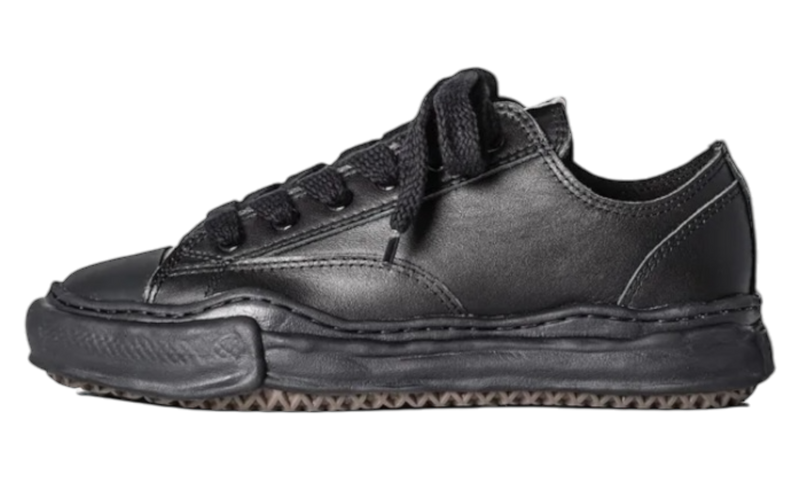 Maison Mihara Yasuhiro Black Leather OG Sole Low-Bullseye Sneaker Boutique