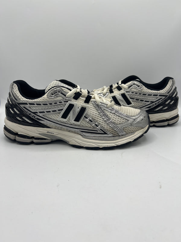 New Balance 1906R "Silver Black" (PreOwned)