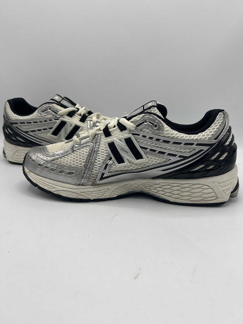 New Balance 1906R "Silver Black" (PreOwned)