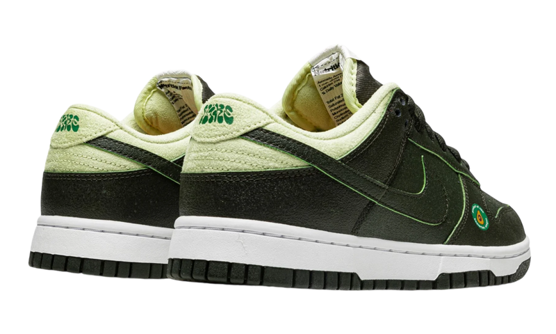 Nike Dunk Low Avocado GS 3 800x