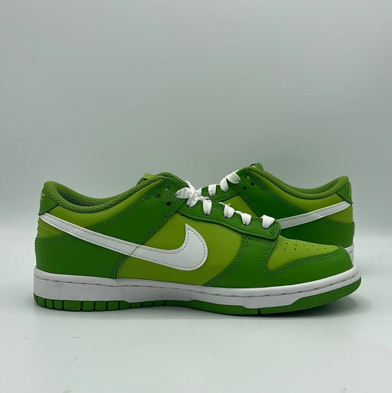 Nike skinny Dunk Low "Chlorophyll" GS (PreOwned)
