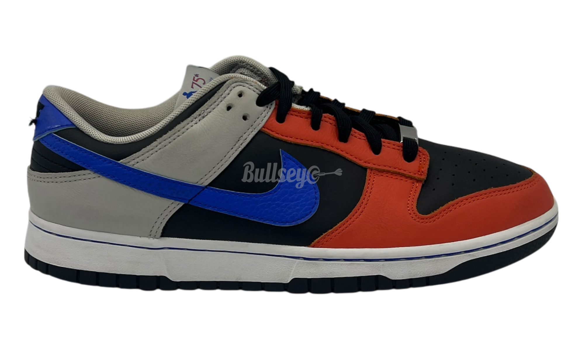 Nike Dunk Low EMB x NBA "Knicks" (PreOwned)