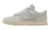 Nike Dunk Low "Light Orewood Brown" (PreOwned)-Bullseye Sneaker Boutique