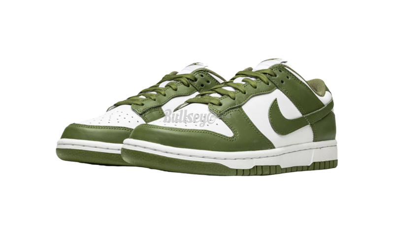 Nike Dunk Low Medium Olive 2 c46a123c 16cf 4cba a28c deb9efb38324 800x