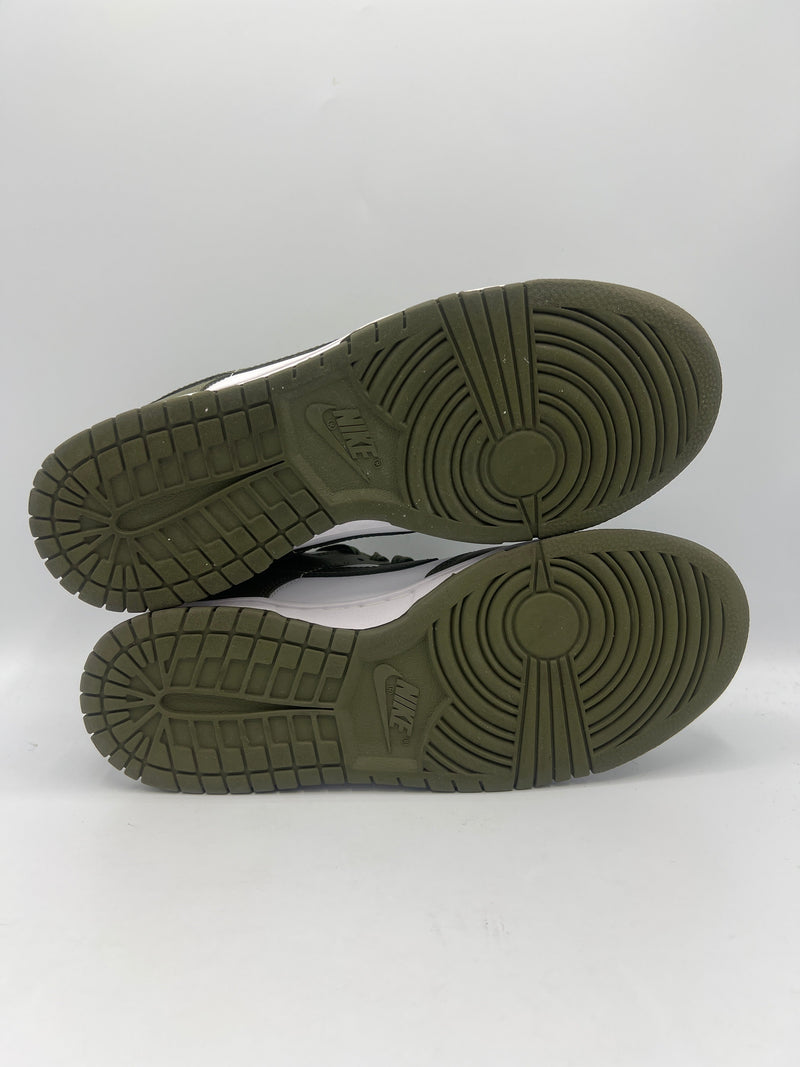 Nike Dunk Low "Medium Olive" (PreOwned)