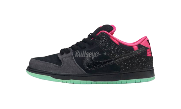Fitness Training Nike Premium SB AE QS "Northern Lights"-The lateral side of the Nike Zoom Freak 1 "Soul Glo