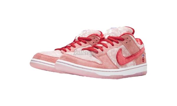 Nike Dunk Low SB Strangelove Regular Box 2 600x