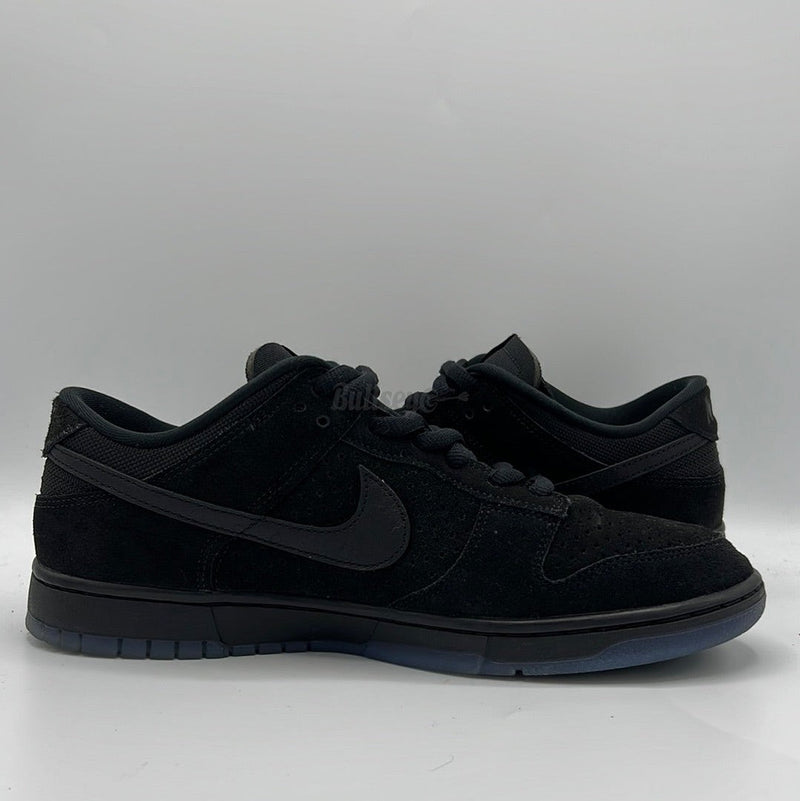 nike ideas Dunk Low SP Black Undefeated PreOwned 3 800x