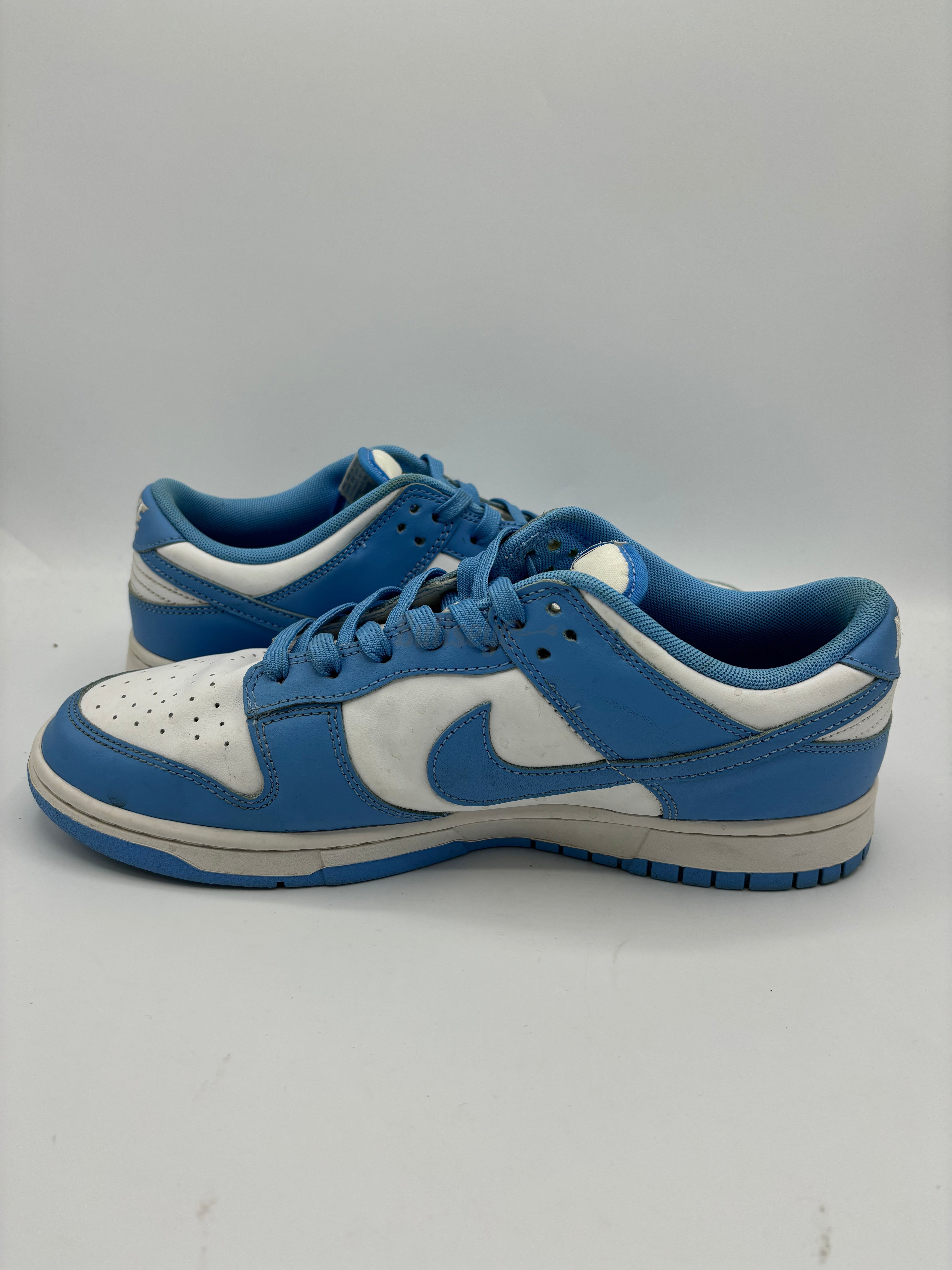 Nike Dunk Low "UNC" (PreOwned) (No Box)