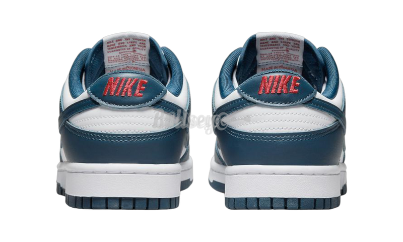 Nike Dunk Low "Valeriana Azul"