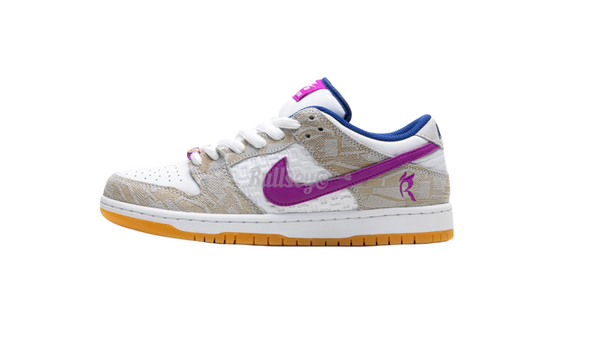 Nike SB Dunk Low "Rayssa Leal"-nike foamposite rust pink and gold blue