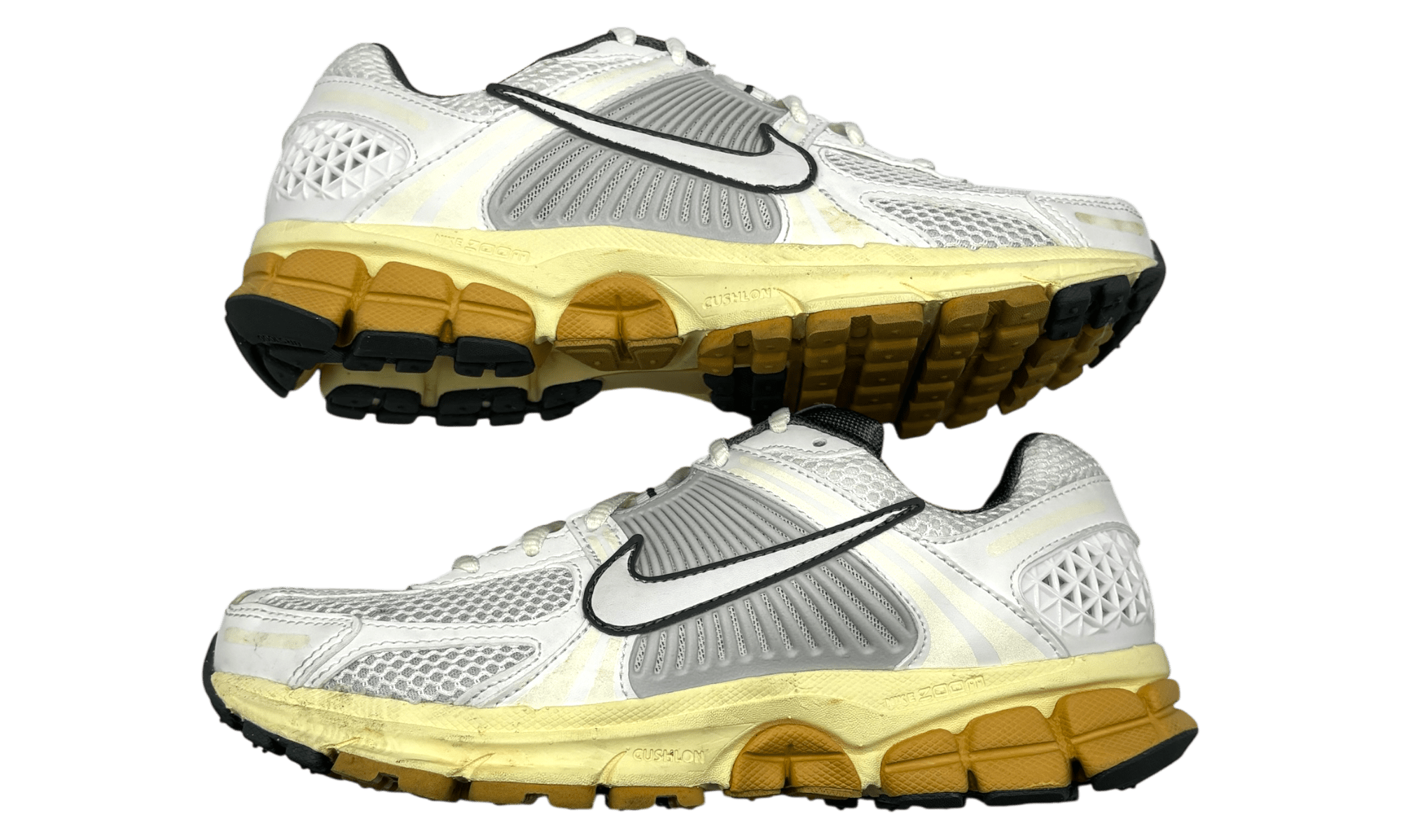 Nike Zoom Vomero 5 "White/Vest Grey" (PreOwned) (No Box)