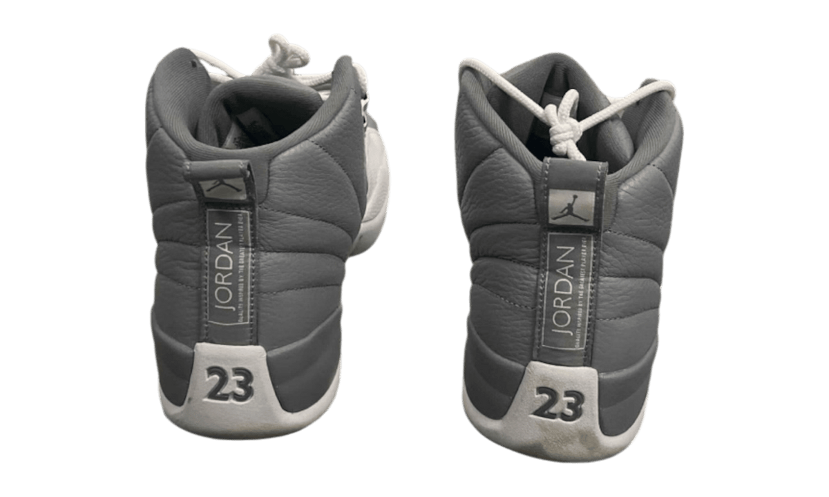 Air Jordan 12 Retro "Stealth" (PreOwned)