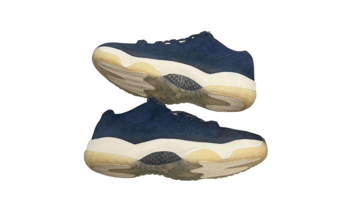 Jordan 11 Retro Low Derek Jeter RE2PECT (PreOwned)