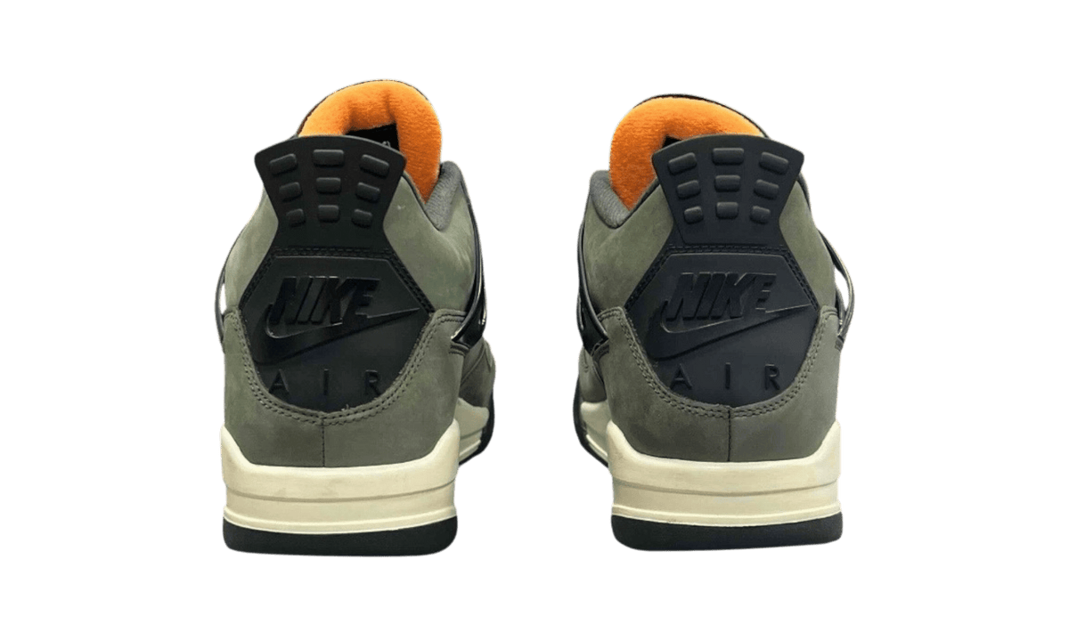 Air Jordan 4 Retro OG SP "Undefeated" (2025) (PreOwned)
