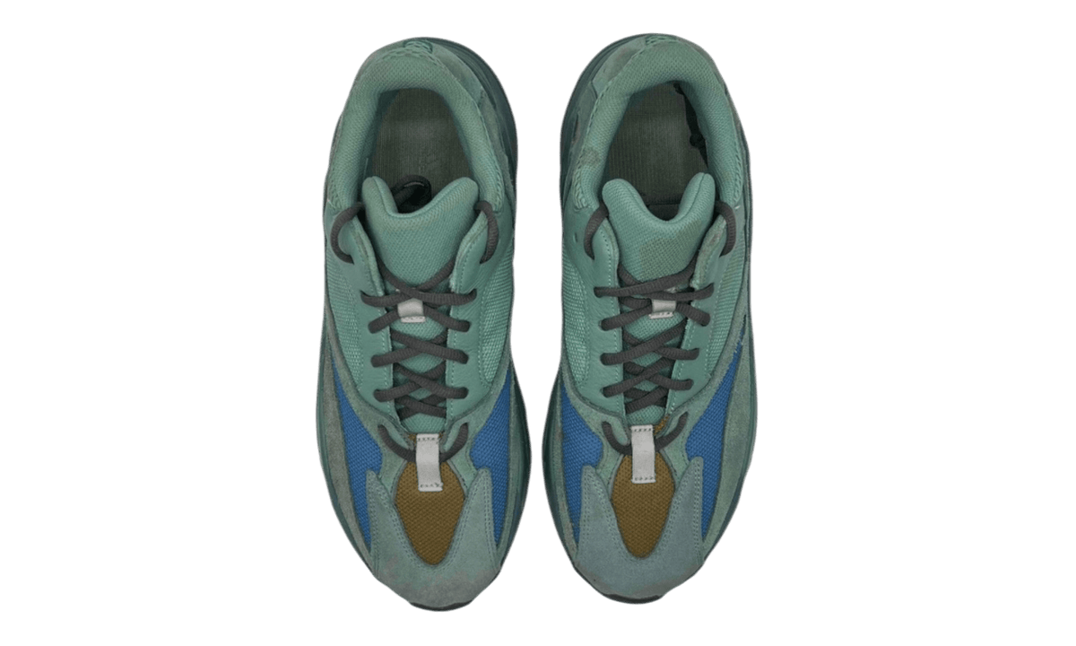 adidas Yeezy Boost 700 Faded Azure (PreOwned)