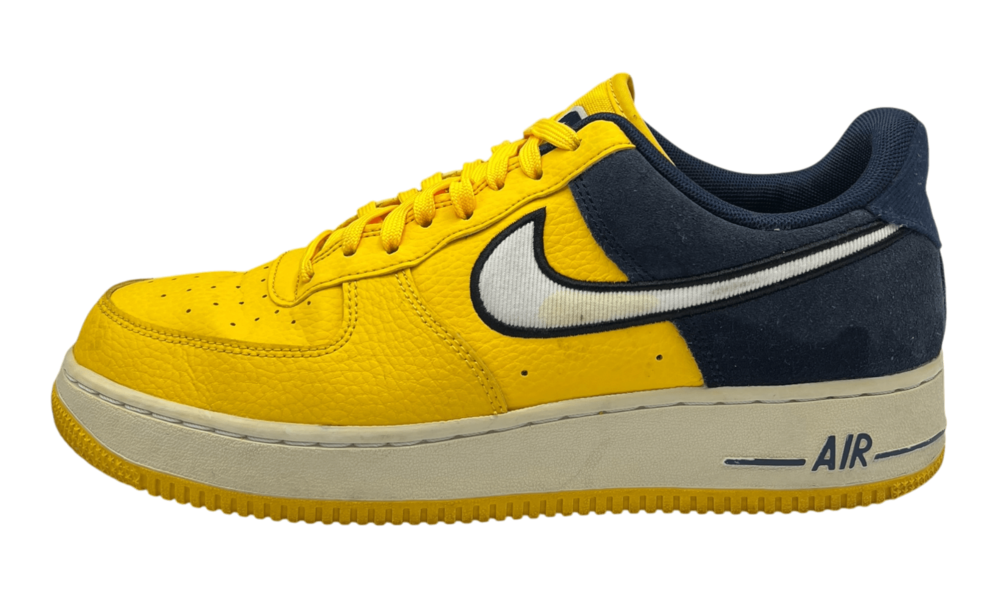 Nike Air Force 1 Low '07 LV8 1 Amarillo (PreOwned) (No Box)