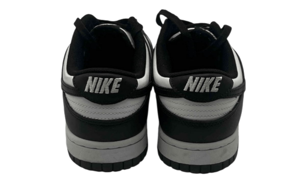 Nike Dunk Low "Panda" (PreOwned)