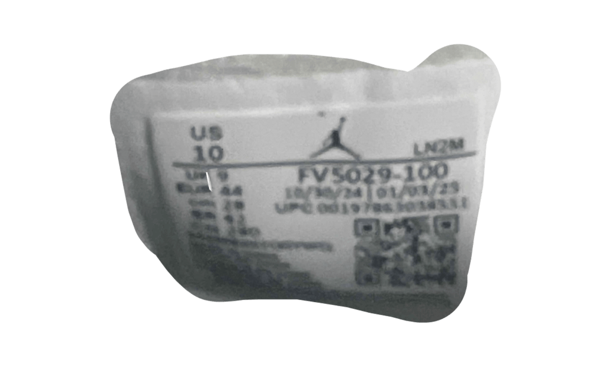 Jordan 4 Retro White Cement (2025) (PreOwned)